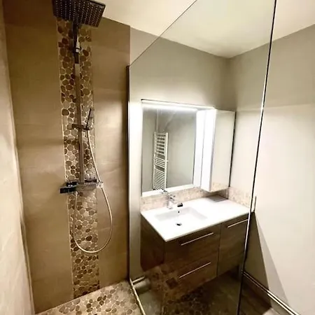 Appartement Superbe Avec Parking